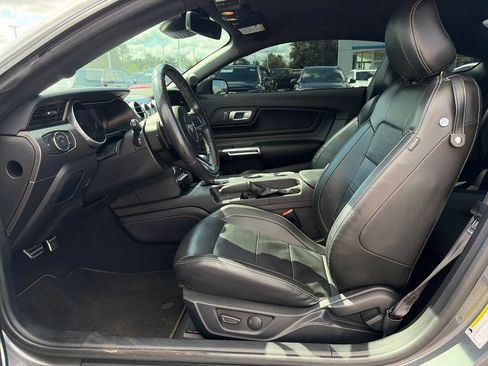 Used 2022 Ford Mustang GT Premium w/ GT Performance Package RWD image 15