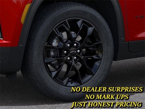 New 2026 Chevrolet Traverse LT w/ Midnight/Sport Edition image 9