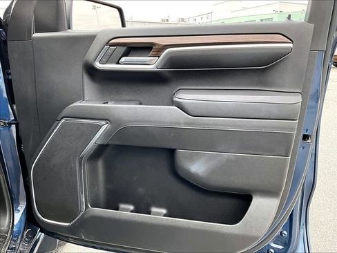 Used 2023 Chevrolet Silverado 1500 LT image 12