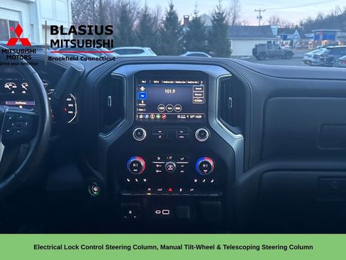 Used 2021 GMC Sierra 1500 SLT w/ SLT Premium Package image 18