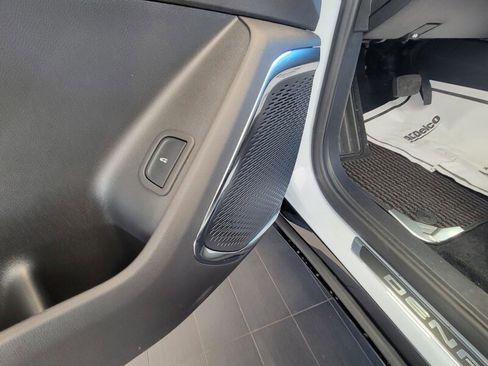 New 2026 GMC Acadia Denali Ultimate image 10