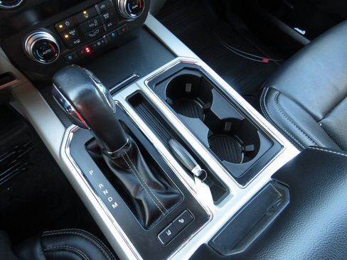 Used 2020 Ford F150 Lariat w/ Equipment Group 502A Luxury image 23