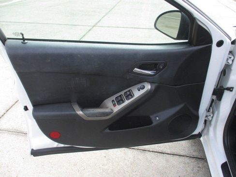 Used 2009 Pontiac G6 Sedan image 8