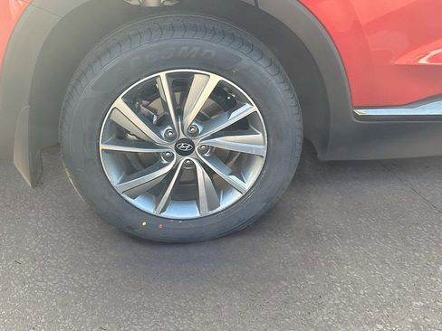 Used 2019 Hyundai Santa Fe FWD image 32