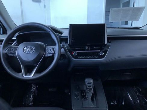 Certified 2026 Toyota Corolla Cross LE FWD image 17