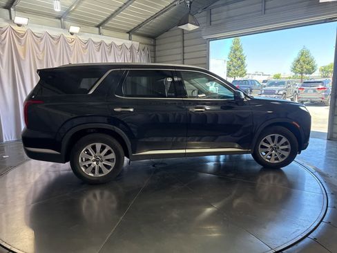 Used 2023 Hyundai Palisade SEL w/ Cargo Package FWD image 4