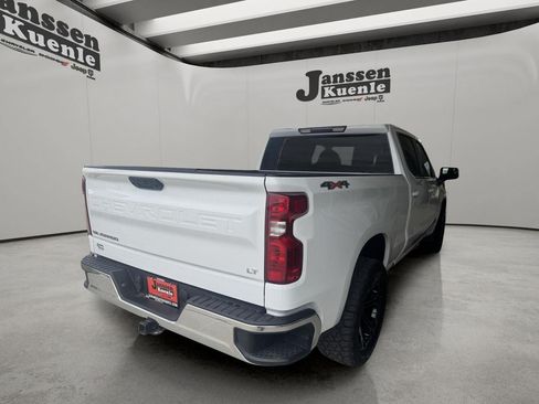 Used 2023 Chevrolet Silverado 1500 LT w/ Protection Package AWD/4WD image 3
