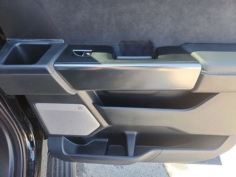 Certified 2025 Ford F150 Platinum w/ Equipment Group 702A High AWD/4WD image 31