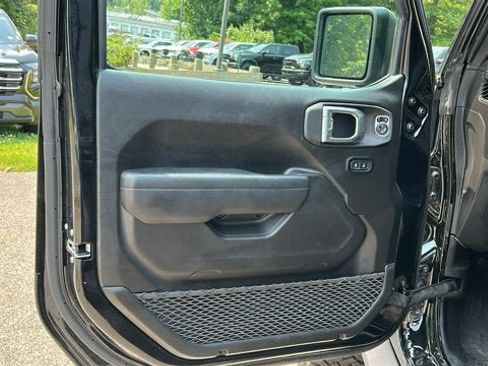 Certified 2025 Jeep Wrangler Unlimited Sport AWD/4WD image 9