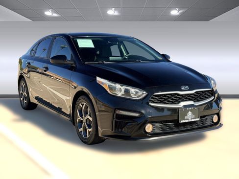 Used 2020 Kia Forte LXS image 7
