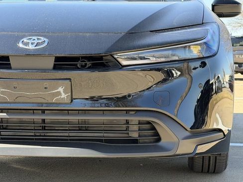 New 2026 Toyota Prius LE image 8