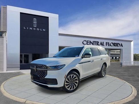 New 2026 Lincoln Navigator Black Label AWD/4WD image 26