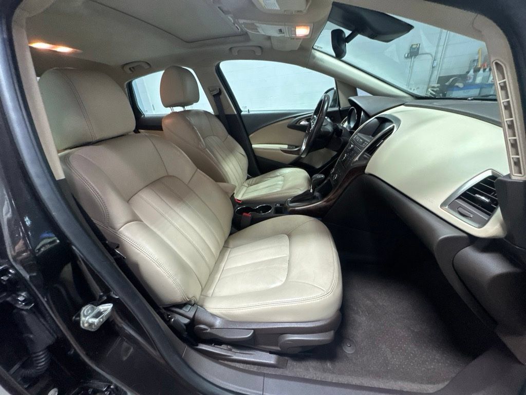 Used 2014 Buick Verano Premium FWD image 33
