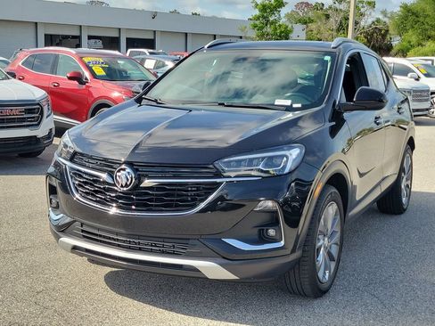 Used 2023 Buick Encore GX Essence w/ Experience Buick Package FWD image 3