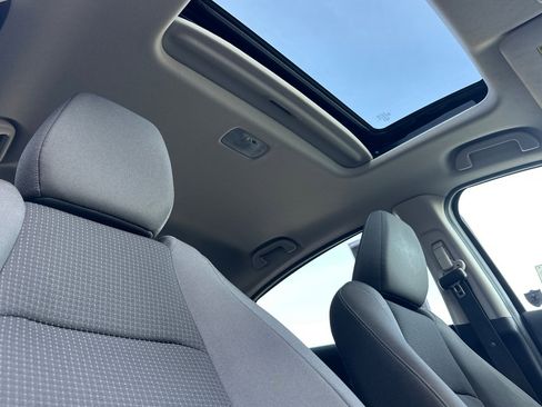 Used 2019 Honda HR-V EX image 17