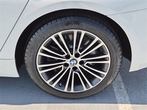 Used 2019 BMW 540i xDrive w/ Convenience Package image 11