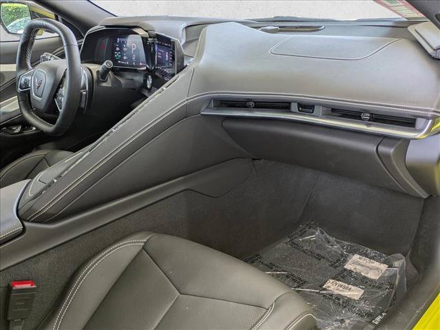 Used 2021 Chevrolet Corvette Stingray Preferred Cpe w/ Z51 Performance Package RWD image 18