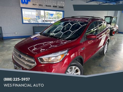 Used 2018 Ford Escape SE AWD/4WD image 1