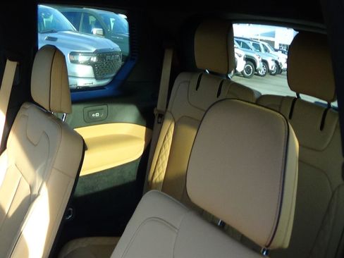 Certified 2024 Jeep Grand Cherokee L Summit image 15