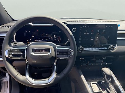 New 2025 GMC Canyon Elevation w/ Convenience Package image 18