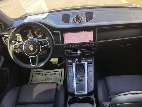Used 2020 Porsche Macan GTS AWD/4WD image 10