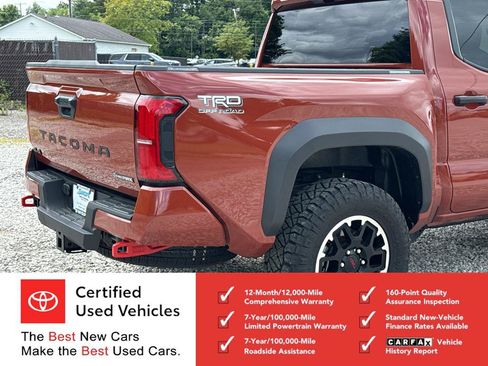 Certified 2025 Toyota Tacoma TRD Off-Road AWD/4WD image 10