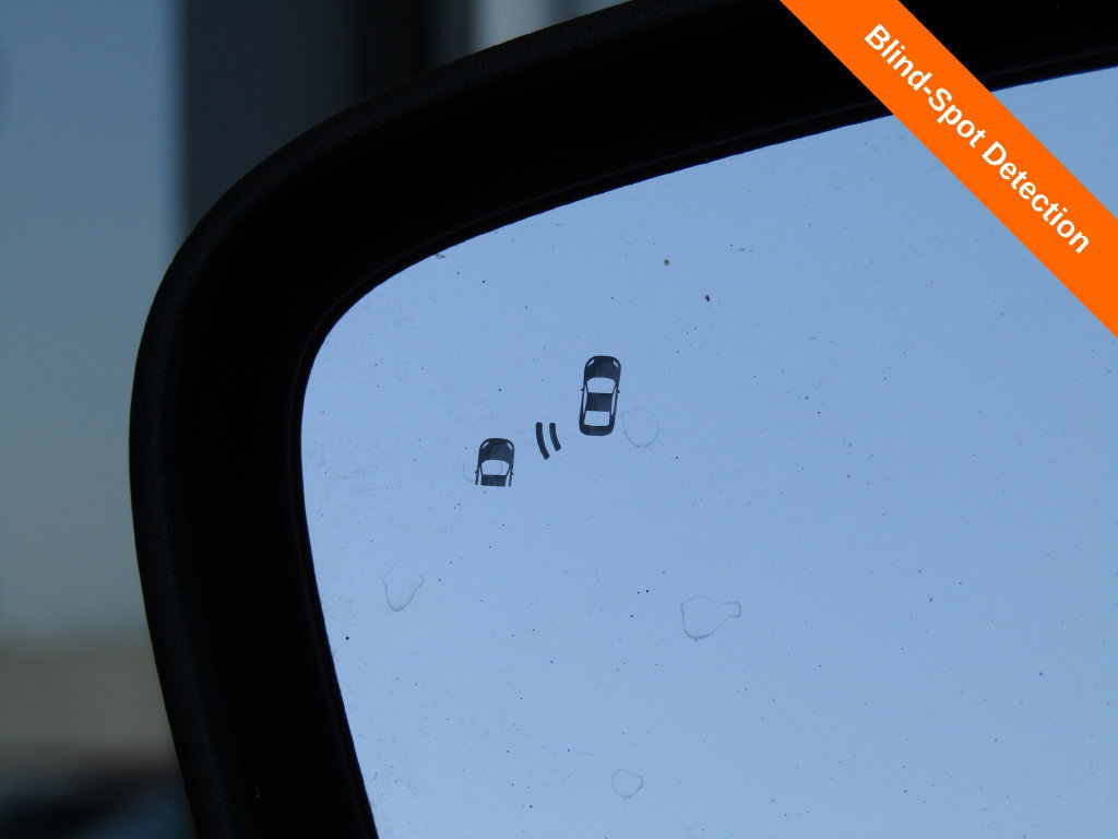 Used 2025 Ford Escape ST-Line AWD/4WD image 7