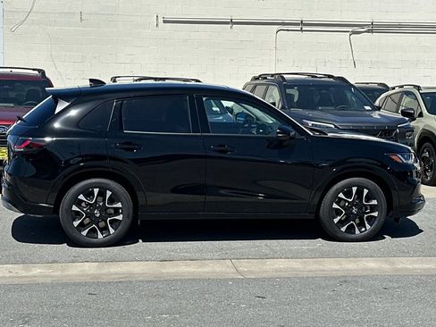 New 2027 Honda HR-V EX-L image 2