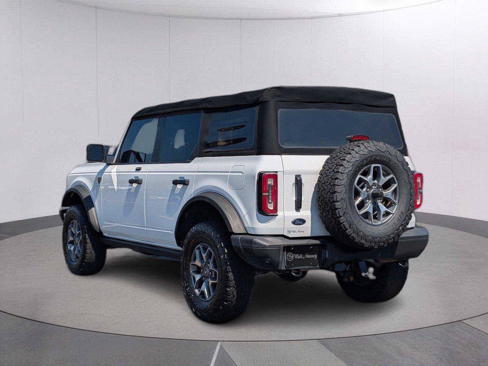 Used 2021 Ford Bronco Badlands AWD/4WD image 3