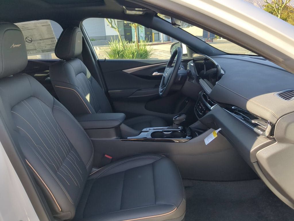 New 2026 Buick Envista Avenir FWD image 24