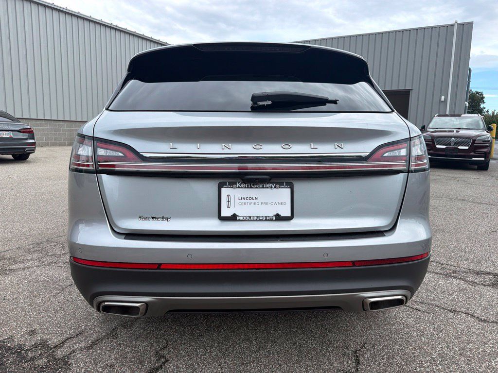Used 2023 Lincoln Nautilus Reserve AWD/4WD image 8
