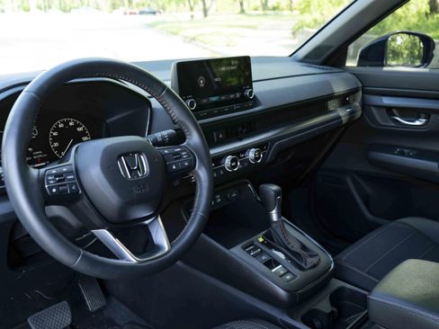 Used 2024 Honda CR-V Sport image 16