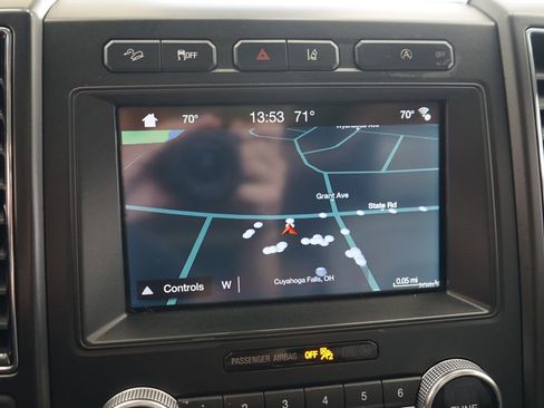 Used 2019 Ford Expedition Limited w/ Equipment Group 301A image 8