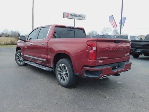 Used 2023 Chevrolet Silverado 1500 High Country w/ Z71 Off-Road Package image 7