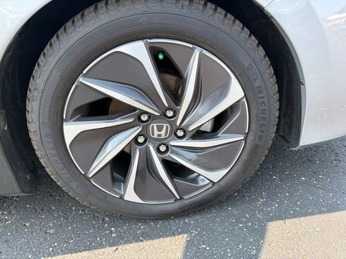 Used 2019 Honda Insight Touring image 9