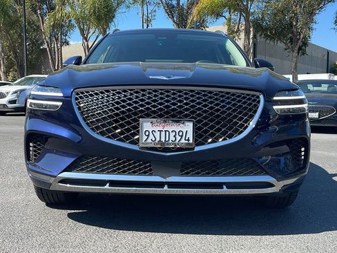 Used 2025 Genesis GV70 2.5T w/ Select Package image 4