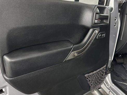 Used 2017 Jeep Wrangler Unlimited Sport w/ Quick Order Package 24S image 9