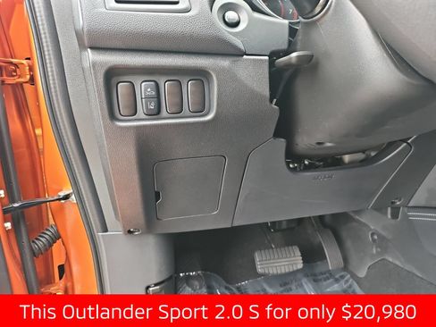 Used 2025 Mitsubishi Outlander Sport AWD image 25