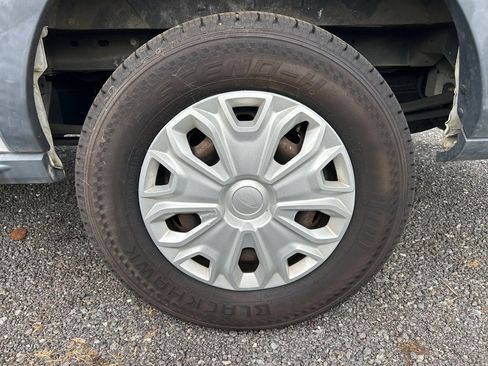 Used 2016 Ford Transit 250 130 Low Roof image 19