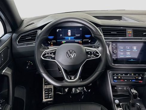 Certified 2023 Volkswagen Tiguan SE R-Line AWD/4WD image 26