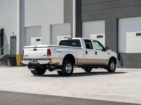 Used 1999 Ford F350 4x4 Crew Cab DRW Super Duty image 14