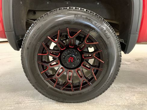 Used 2021 GMC Sierra 1500 AT4 w/ AT4 Premium Package image 28