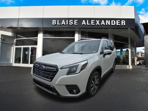 Used 2023 Subaru Forester Limited AWD/4WD image 8