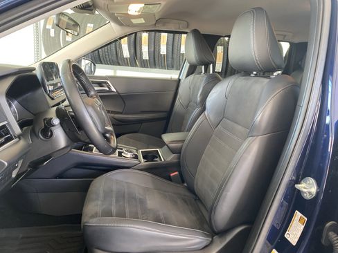 Used 2023 Mitsubishi Outlander SE image 20