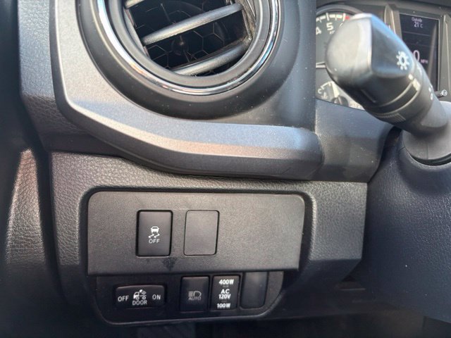 Used 2020 Toyota Tacoma TRD Sport AWD/4WD image 21