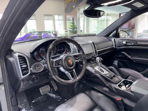Used 2017 Porsche Cayenne GTS w/ Premium Package image 44