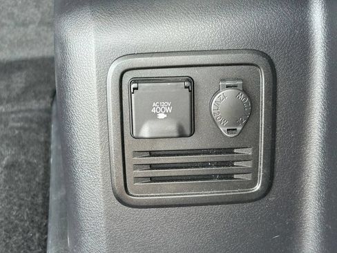 Used 2022 Toyota 4Runner SR5 Premium w/ Moonroof Package RWD image 14