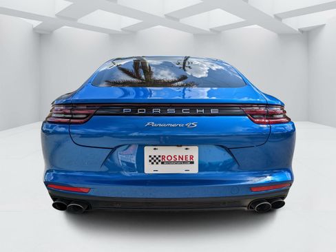 Used 2017 Porsche Panamera 4S image 4