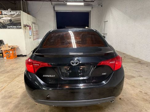 Used 2018 Toyota Corolla SE image 6