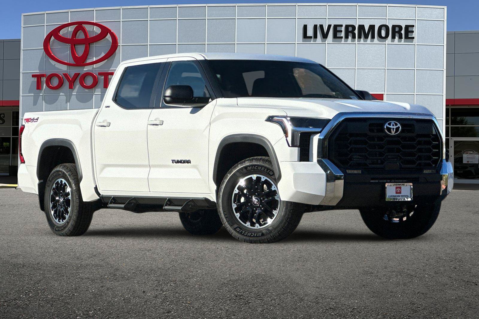 New 2026 Toyota Tundra SR5 w/ TRD Off-Road Package AWD/4WD image 2